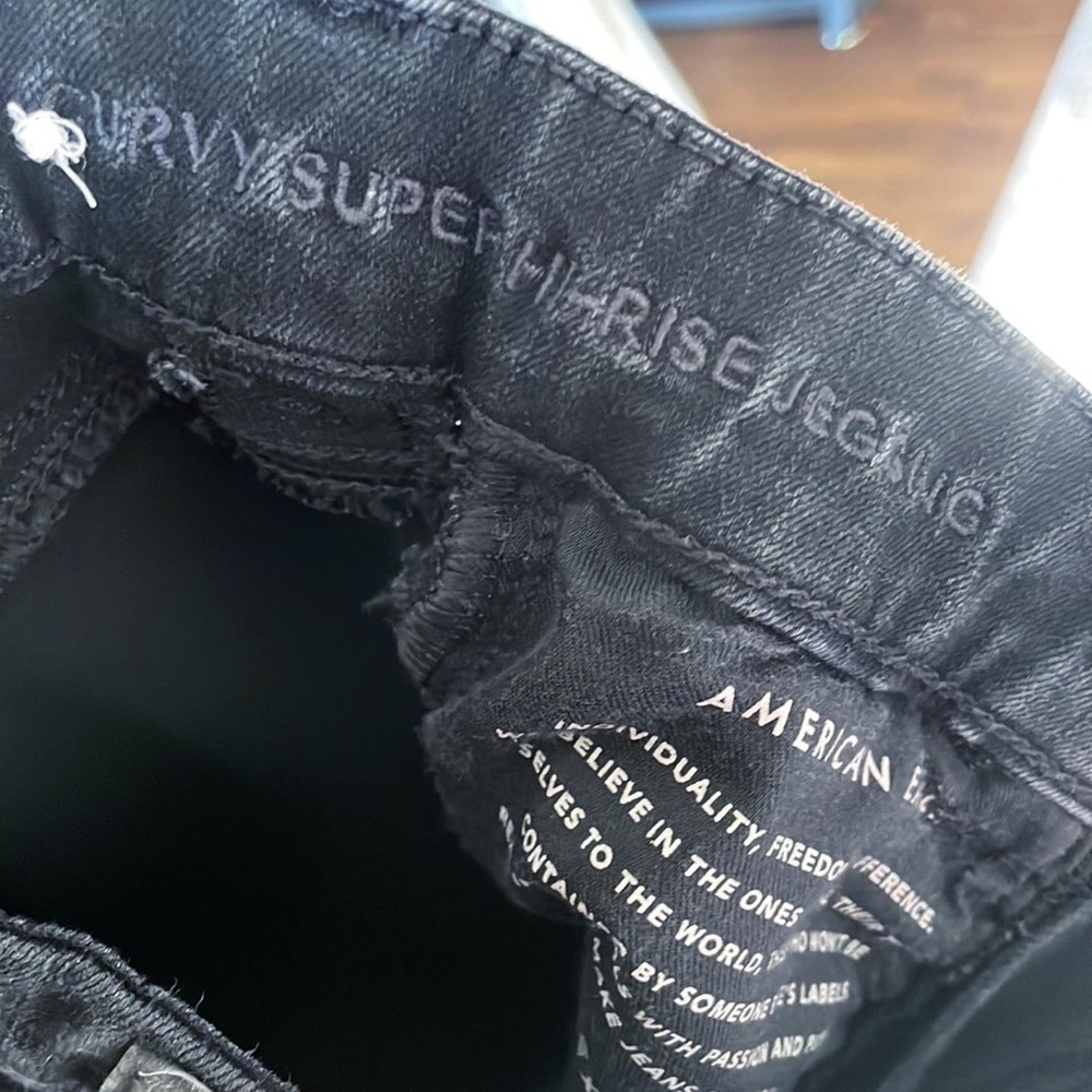 American Eagle The Dream Jean Curvy Super High Rise Jegging - Picture 8 of 9